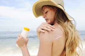 Cách chống nắng khi đi bơi hiệu quả và an toàn