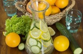 Eo thon dáng xinh với 3 loại nước uống tự làm