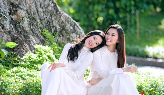 Cách chọn áo dài đẹp cho nữ sinh