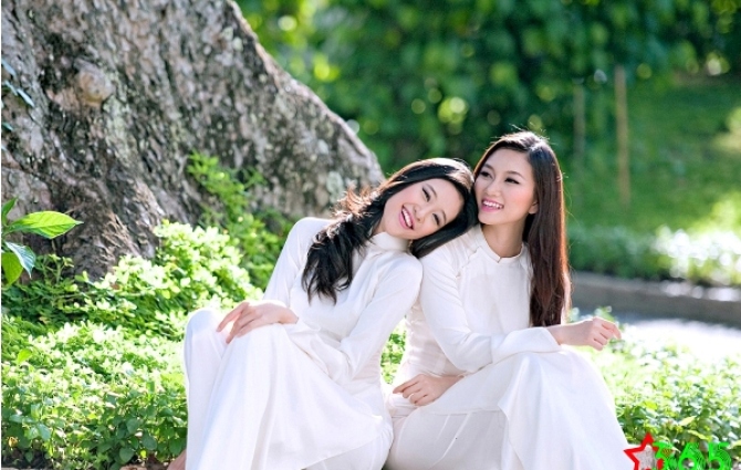 Cách chọn áo dài đẹp cho nữ sinh