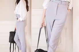 Muôn kiểu biến hóa với sơ mi trắng