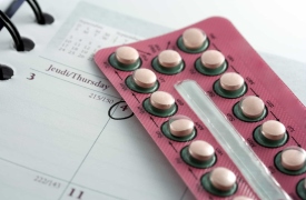 Mách chị em cách dời ngày kinh nguyệt để đi du lịch