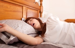 Phương pháp chữa ngủ ngáy ở phụ nữ