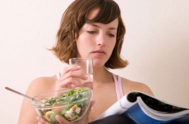 6 không khi uống nước