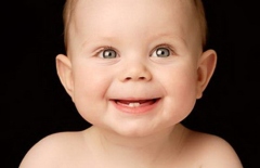 Dấu hiệu mọc răng sữa ở trẻ sơ sinh