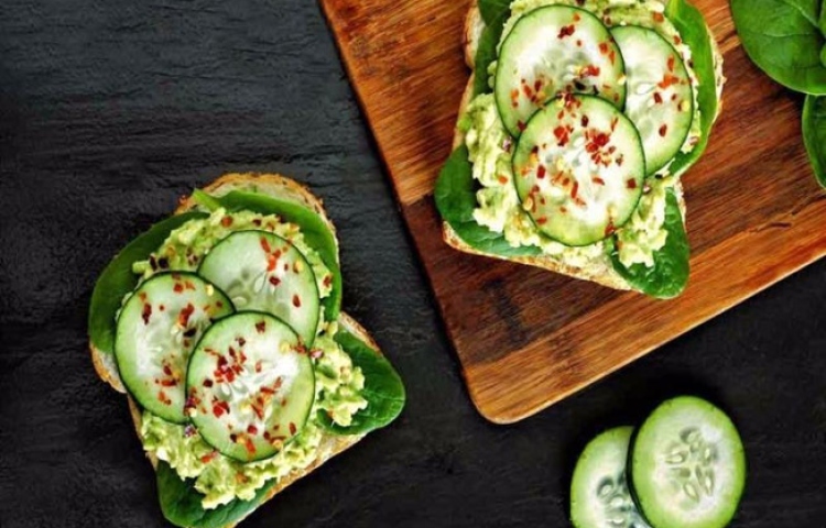 5 cách ăn sáng đủ chất dinh dưỡng cho người đang giảm cân