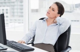 5 bài tập ngồi giúp giảm đau vai gáy 
