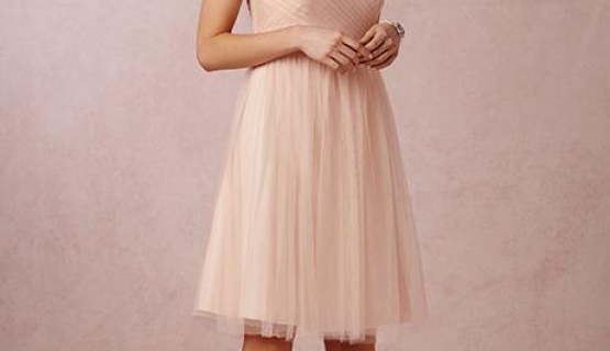 Váy đầm phù dâu tuyệt đẹp cho mùa cưới 2021