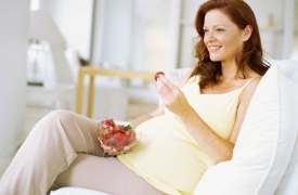 7 loại đồ ăn bà bầu không nên ăn trong 3 tháng đầu