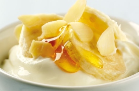 Bật mí công thức làm mặt nạ sữa chua mật ong hiệu quả