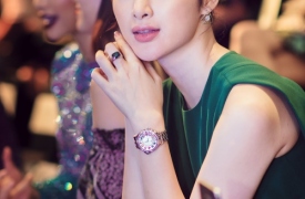 Angela Phương Trinh đeo nhẫn 1 tỷ đồng đi sự kiện