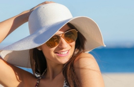 Tại sao nên đeo kính râm?