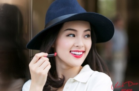 Mỹ nhân Việt sở hữu hàm răng trắng đều tăm tắp