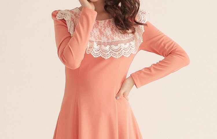 Điệu đà váy xinh ngày đông