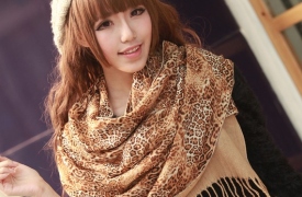 Khăn quàng làm duyên ngày đông