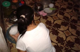 Khi sinh viên lỡ yêu và lỡ ... có con