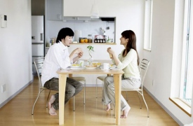 Mẹo chống lại cơn buồn ngủ sau bữa trưa