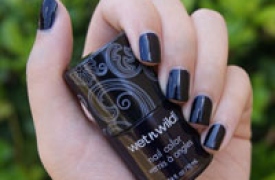 3 sắc màu móng cổ điển & không bao giờ lỗi mốt