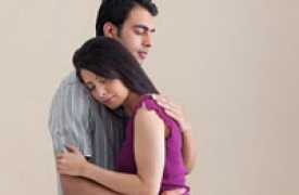 Lấy con trưởng khổ thế này sao? 