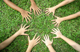 Lòng tin con người vẫn tồn tại giữa những mặt trái xã hội