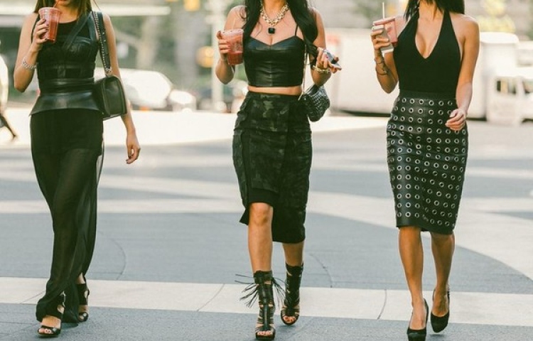 Mix đồ ấn tượng cho ngày cuối tuần